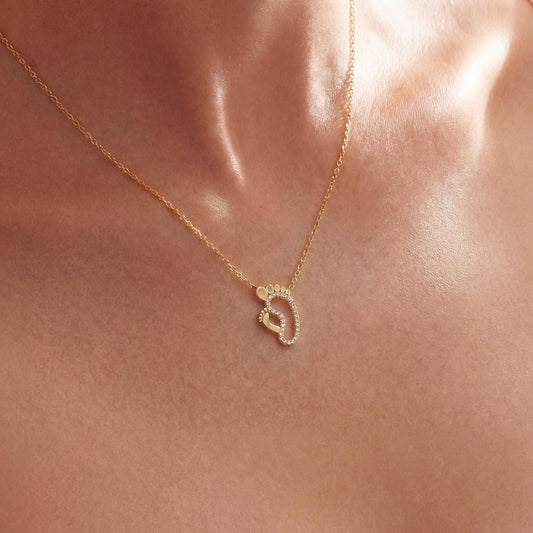 Baby Feet Necklace, Footprint Heart, New Mom Gift, Push Present, Pregnancy Gift, 14K Gold Plated, Mothers Day Jewelry, Baby Shower Idea