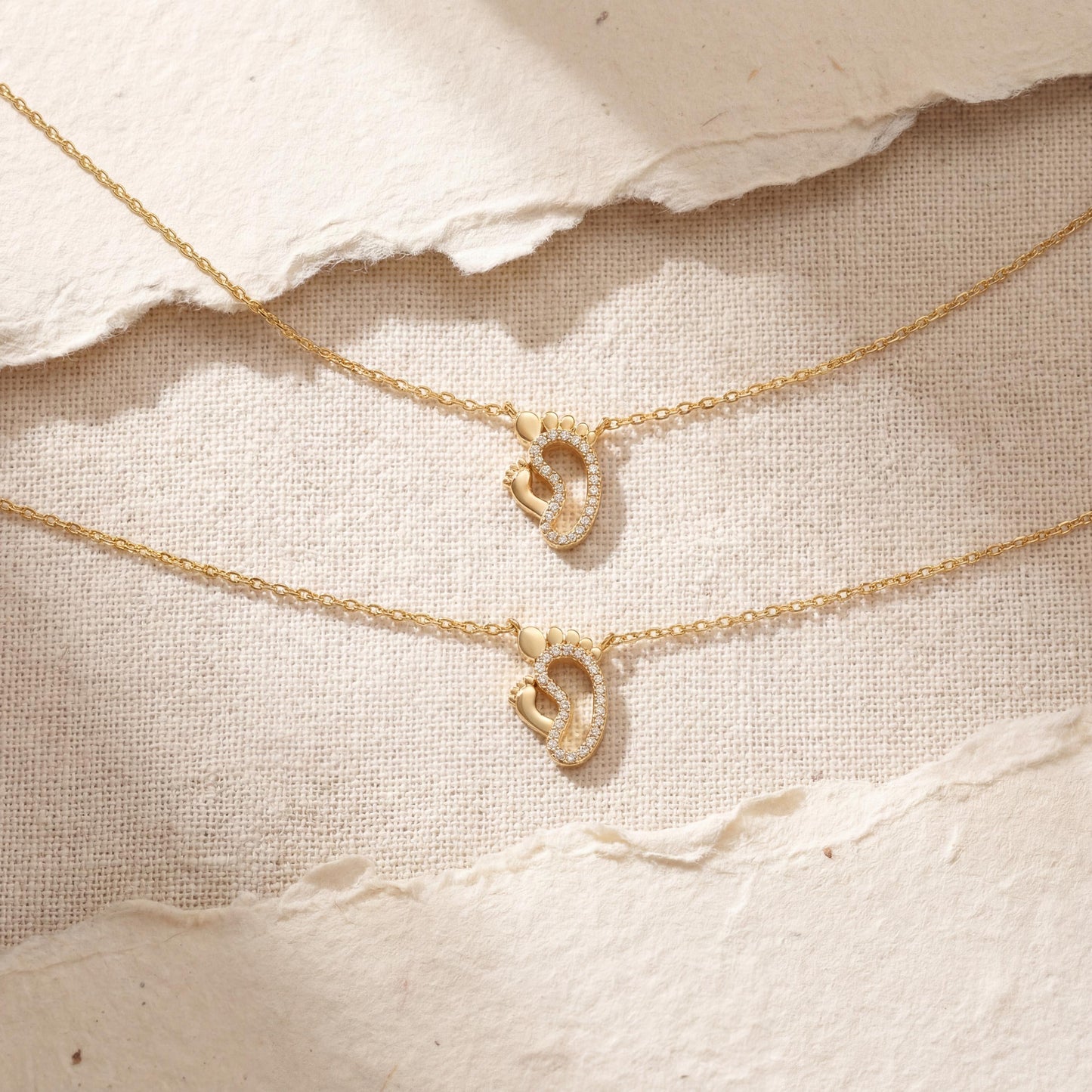 Baby Feet Necklace, Footprint Heart, New Mom Gift, Push Present, Pregnancy Gift, 14K Gold Plated, Mothers Day Jewelry, Baby Shower Idea