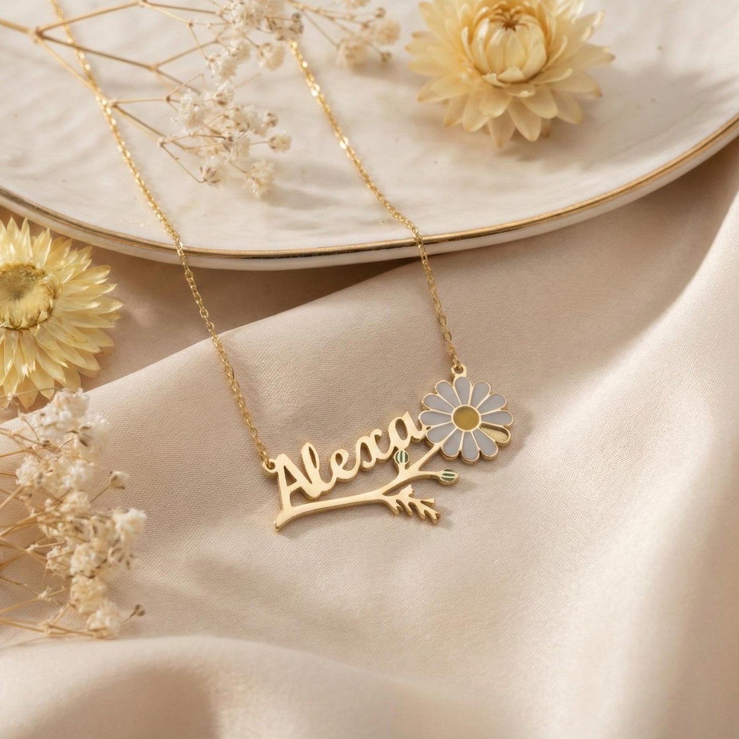 Daisy Name Necklace, Custom Flower Pendant, Personalized Gift for Mom, Spring Jewelry, Floral Nameplate, Gift for Her, Birthday Gift, Dainty