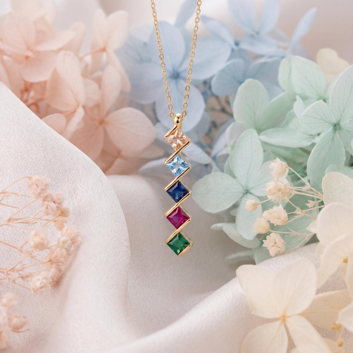 Family Birthstone Necklace, Mothers Necklace, Custom Gemstone Pendant, Mothers Day Gift for Mom, Grandma Jewelry, Dainty Vertical Charm
